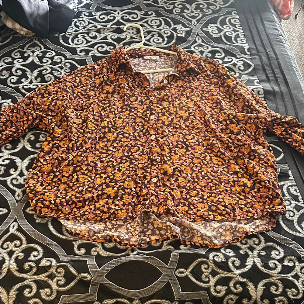 Emily Vinder Vibrant Floral Top